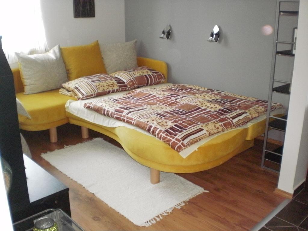 Ferienwohnung Molni Balatonfůzfő Exterior foto
